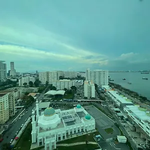 Premier At Maritime Apartment George Town