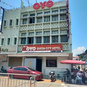 2* Hotel OYO 998 Queen City Hotel
